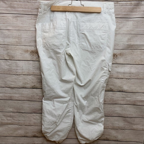DKNY Jeans | White Cargo Capris - Picture 6 of 8